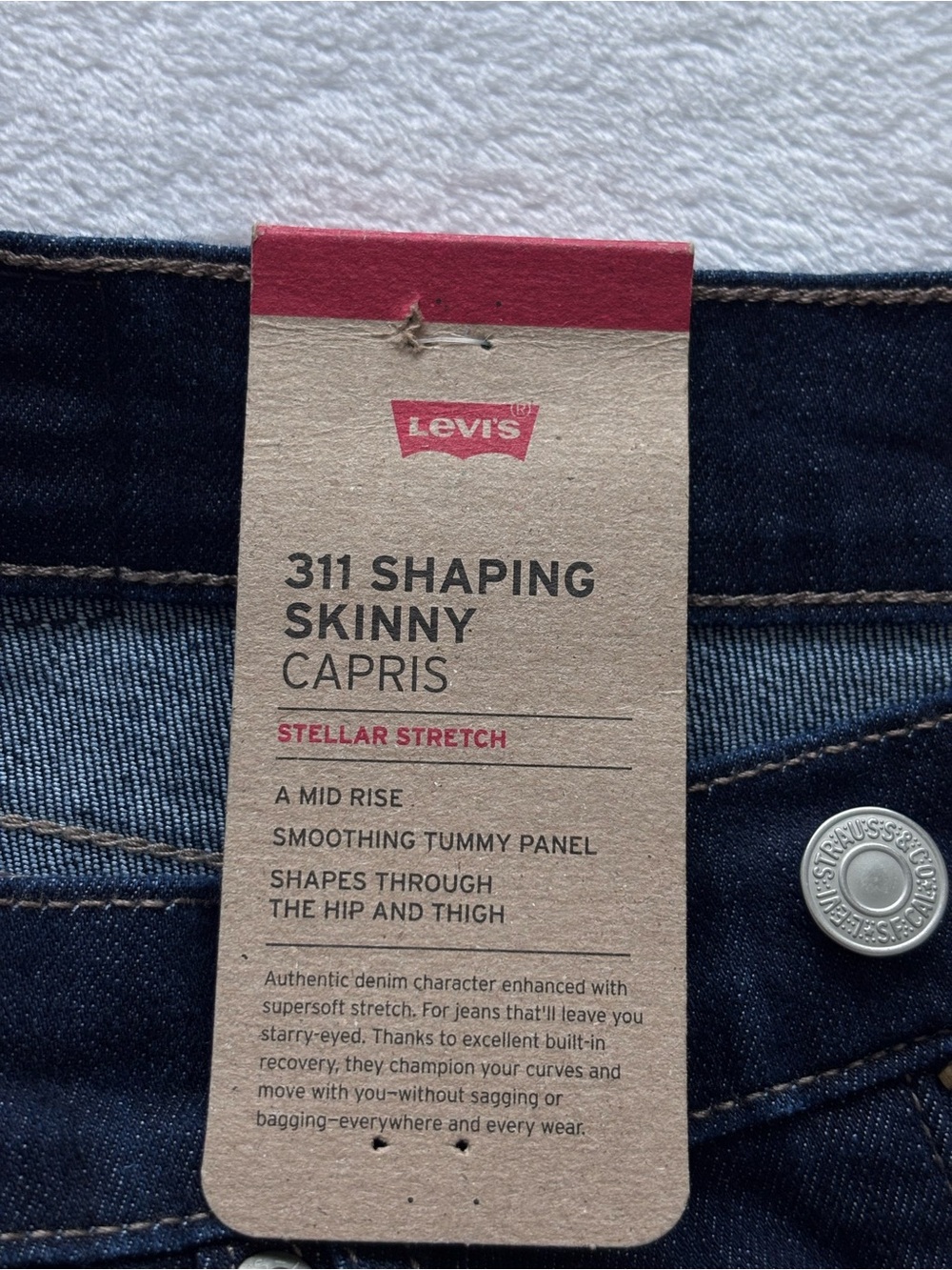 Levi's 311 Shaping Skinny Dark Wash Capri Jeans--NWT--31 - Picture 6 of 16